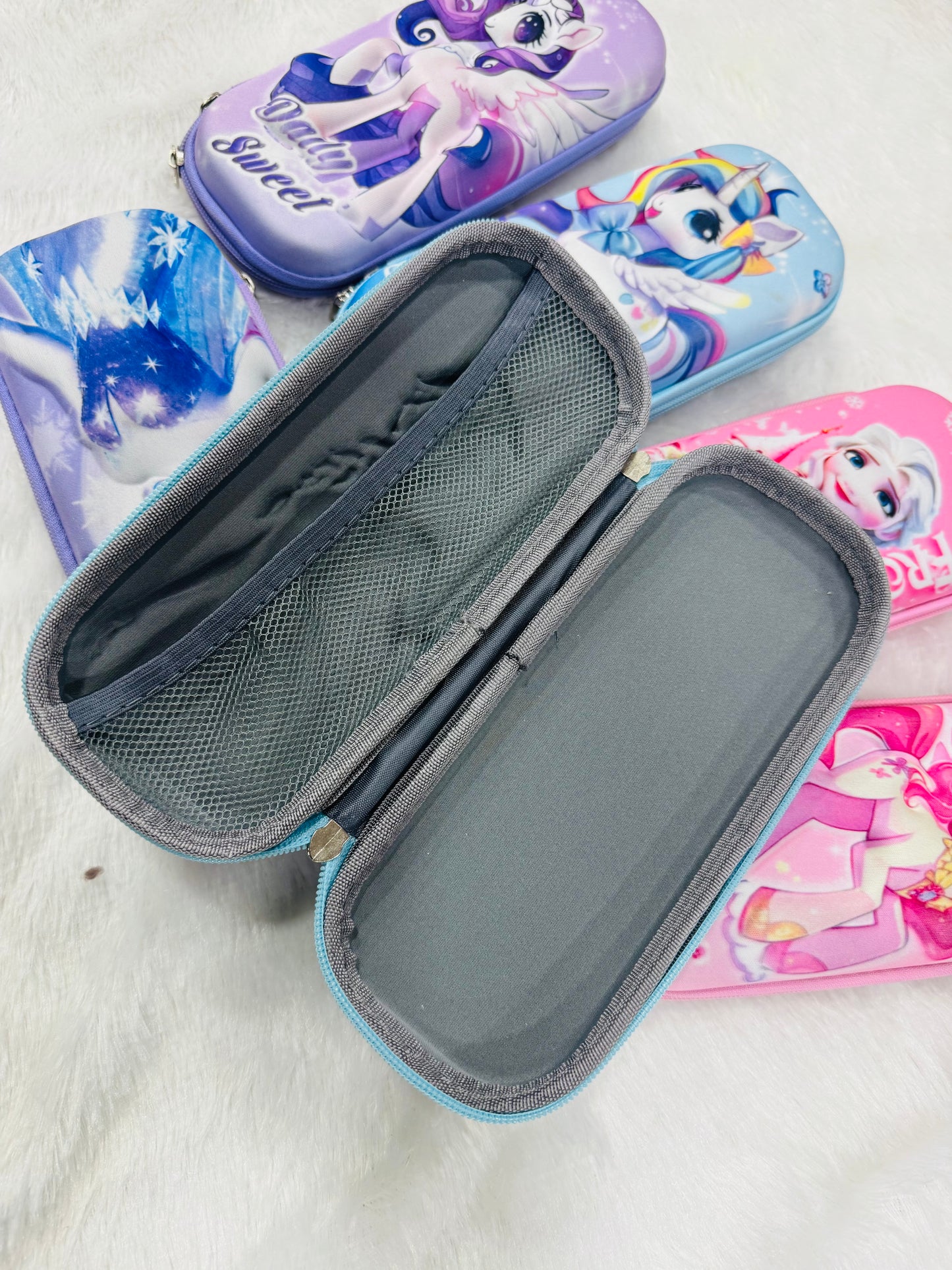 3D EMBOSSED STATIONARY POUCH(RANDOM CHARACTERS )-JB014